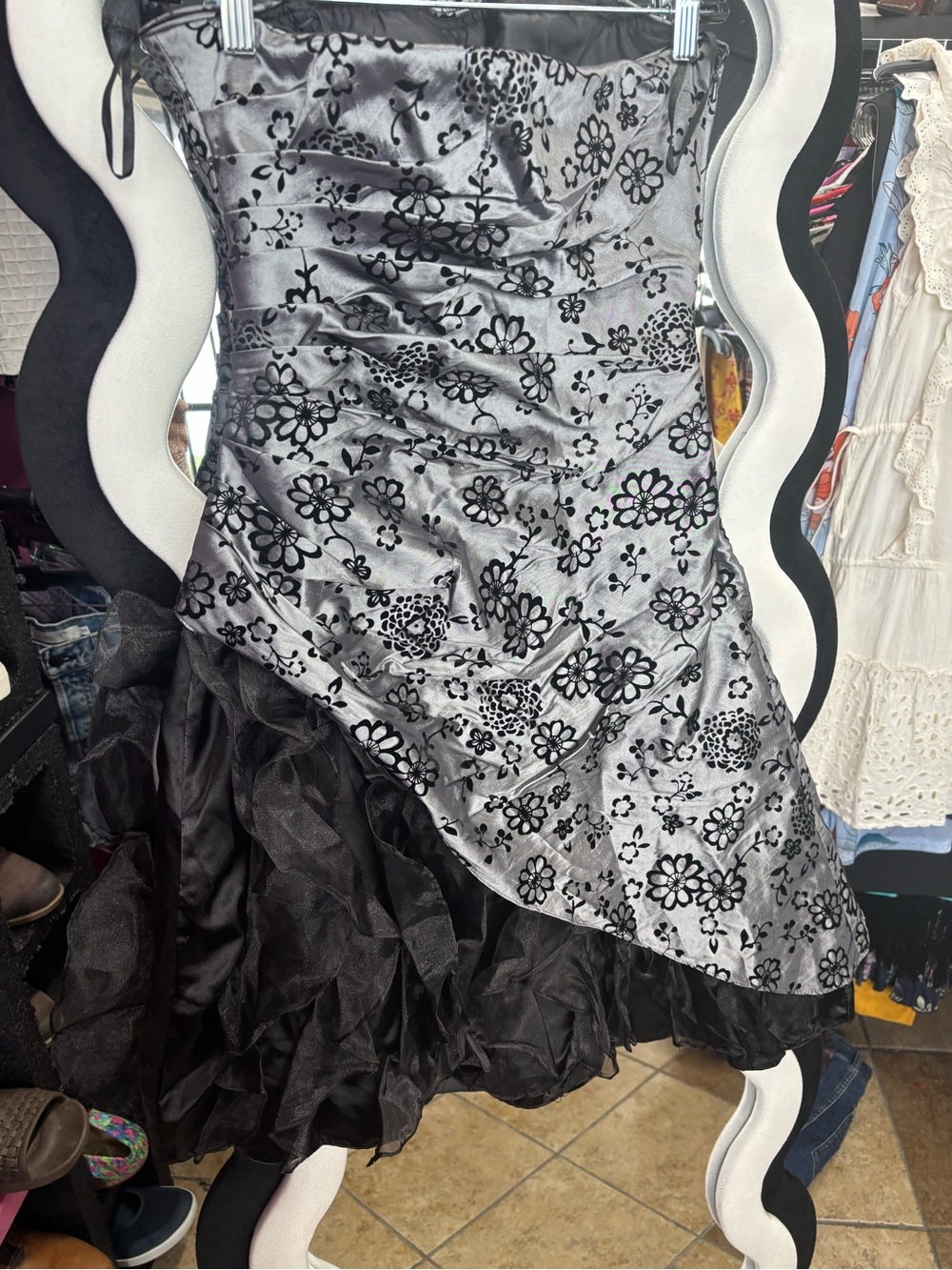 Windsor Silver and Black Floral Strapless Party Dress - Picture 5 of 7